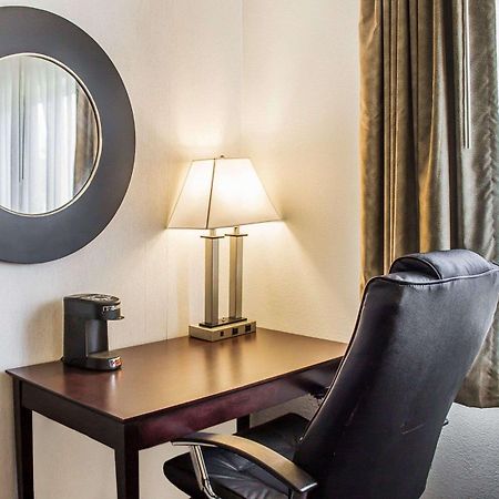 Quality Inn & Suites Sturgeon Bay Extérieur photo
