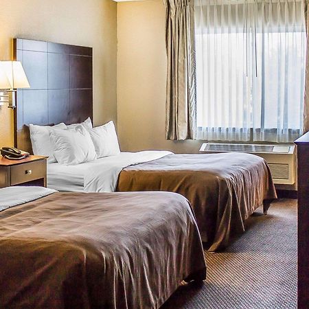Quality Inn & Suites Sturgeon Bay Extérieur photo