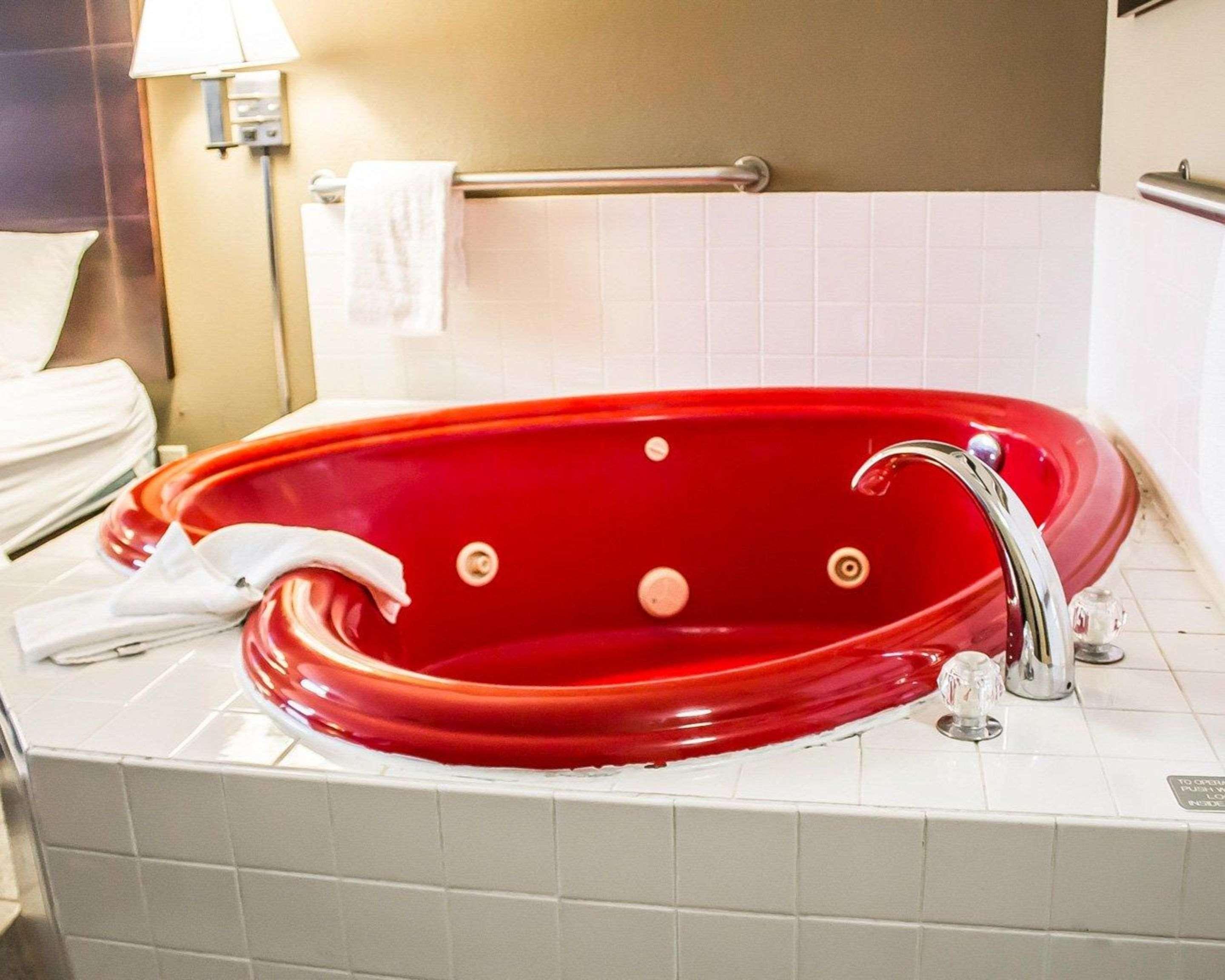 Quality Inn & Suites Sturgeon Bay Extérieur photo