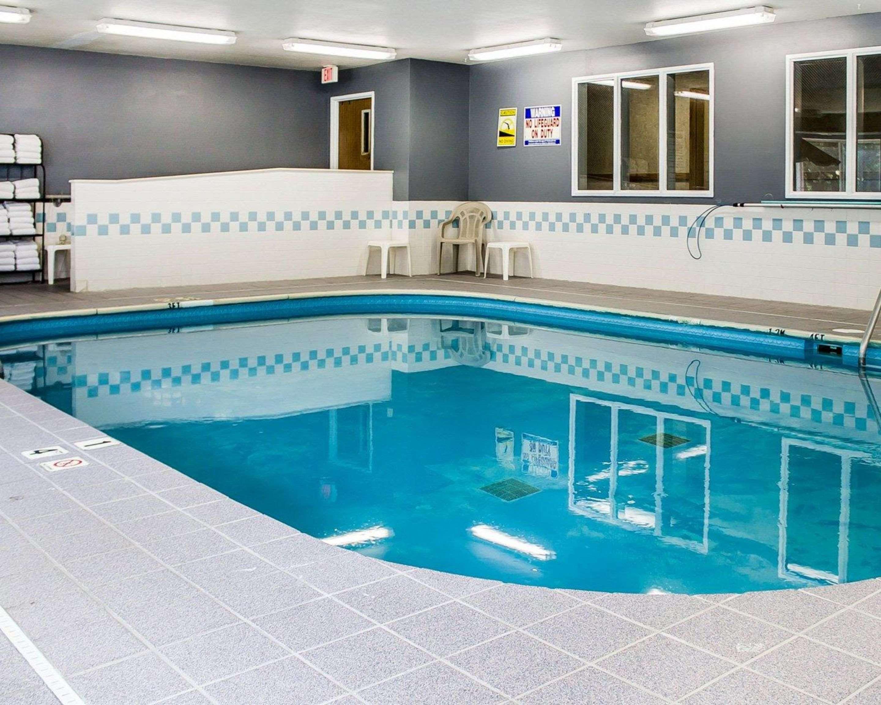 Quality Inn & Suites Sturgeon Bay Extérieur photo