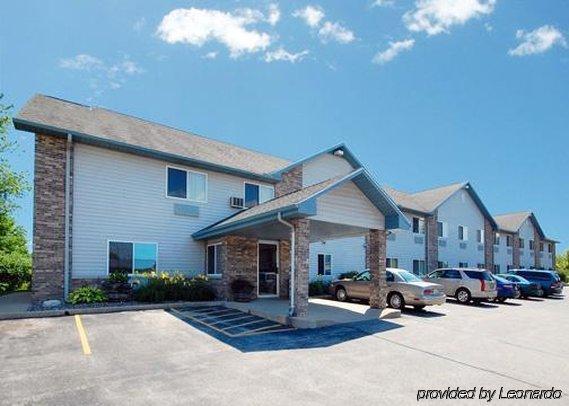 Quality Inn & Suites Sturgeon Bay Extérieur photo